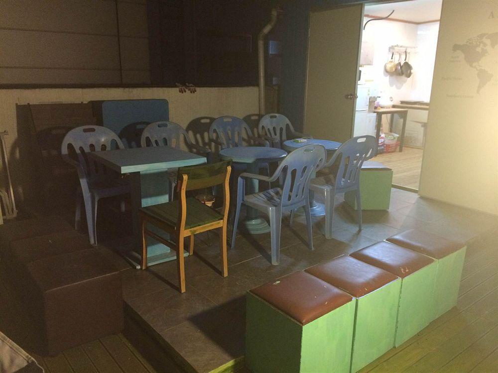 Sinchon Sisters Hostel Seoul Eksteriør bilde