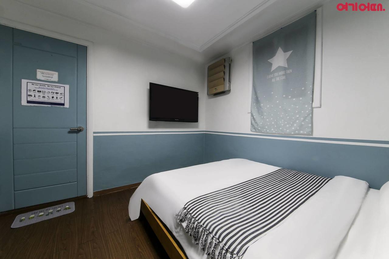 Sinchon Sisters Hostel Seoul Eksteriør bilde