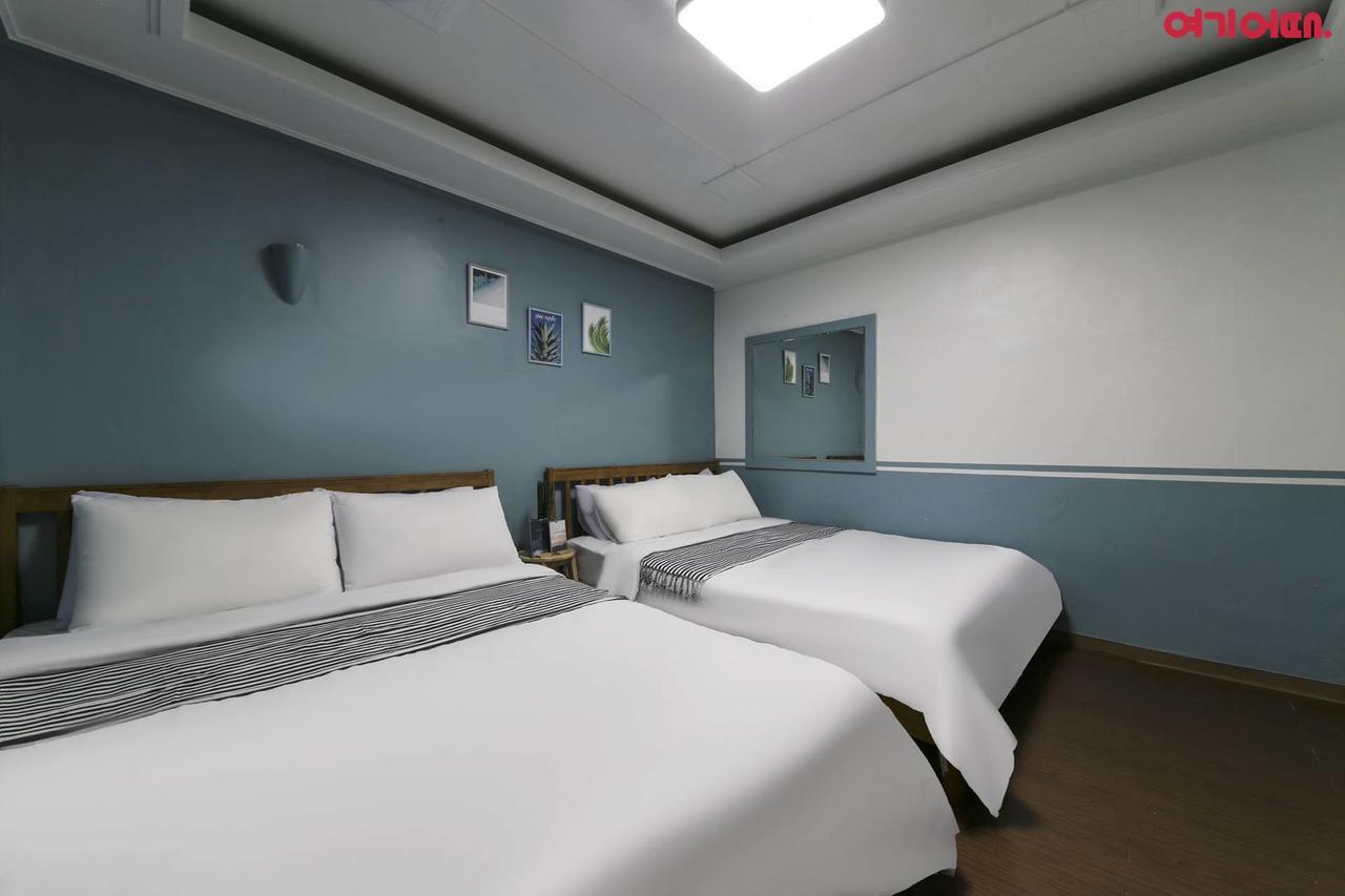 Sinchon Sisters Hostel Seoul Eksteriør bilde
