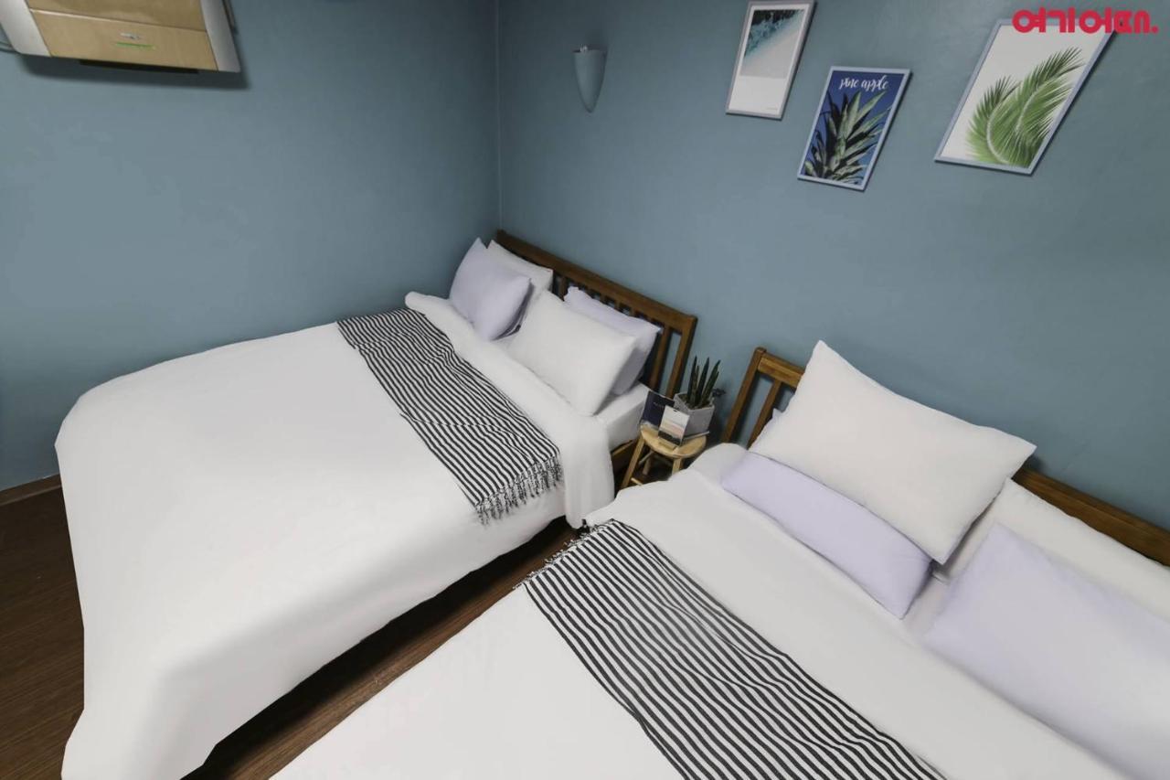 Sinchon Sisters Hostel Seoul Eksteriør bilde